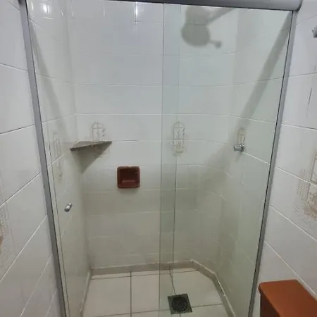 Apartamento Praia Grande Ubatuba 100 metros da praia ótima localização-3